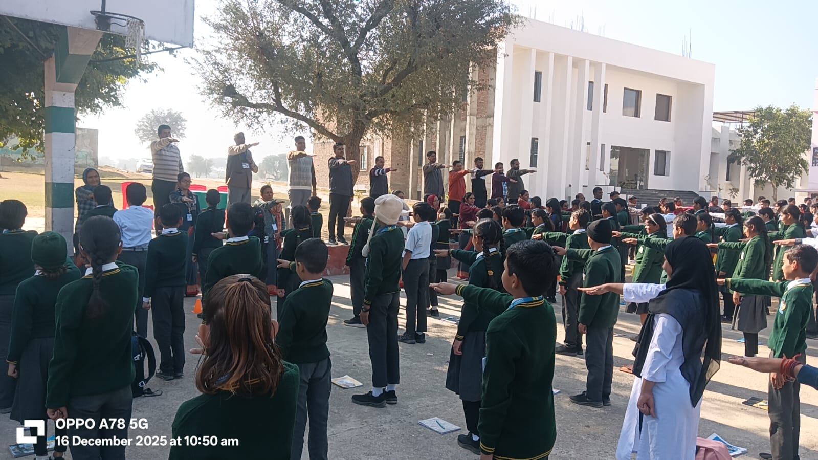 WhatsApp Image 2025-12-17 at 00.11.04_f4415218